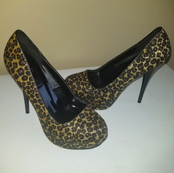 Shi by Journey Leopard Print Stilettos